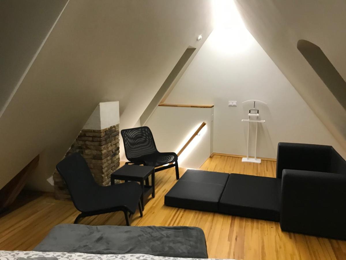 شقة Doma Square Penthouse, In The Heart Of Old Town ريغا المظهر الخارجي الصورة