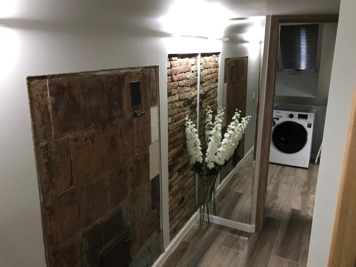 شقة Doma Square Penthouse, In The Heart Of Old Town ريغا المظهر الخارجي الصورة